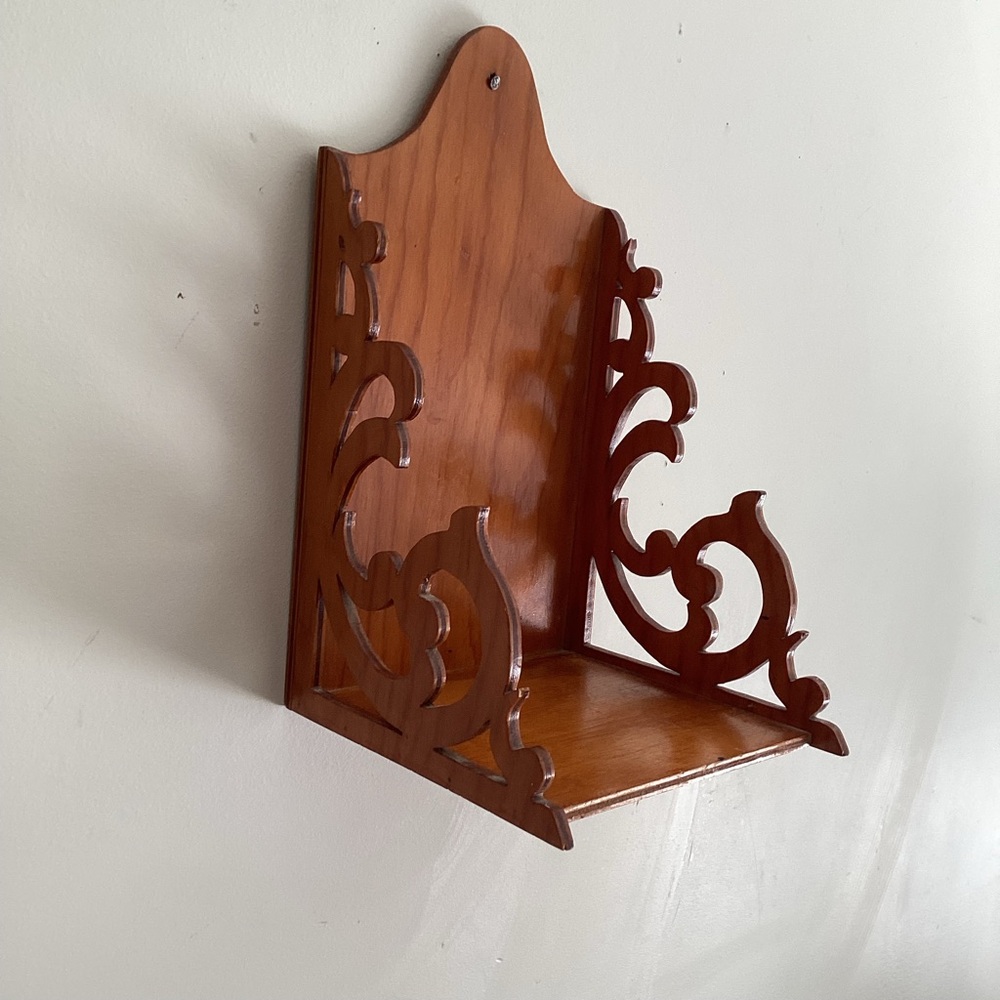 Elegant Vintage Brown Wooden Wall Shelf - Picture 2 of 11